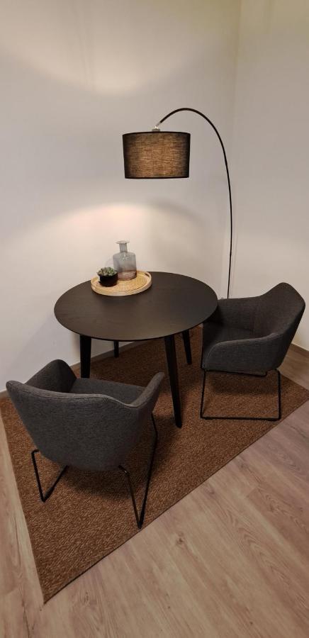 Waldstadt-Apartments Изерлон Екстериор снимка