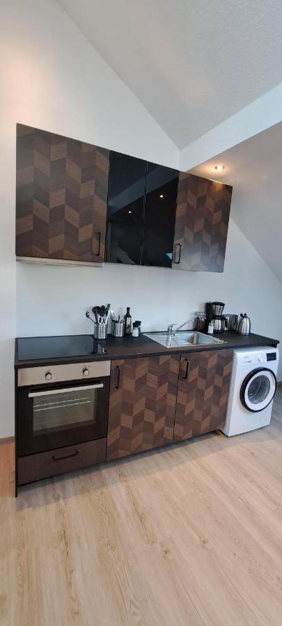 Waldstadt-Apartments Изерлон Екстериор снимка